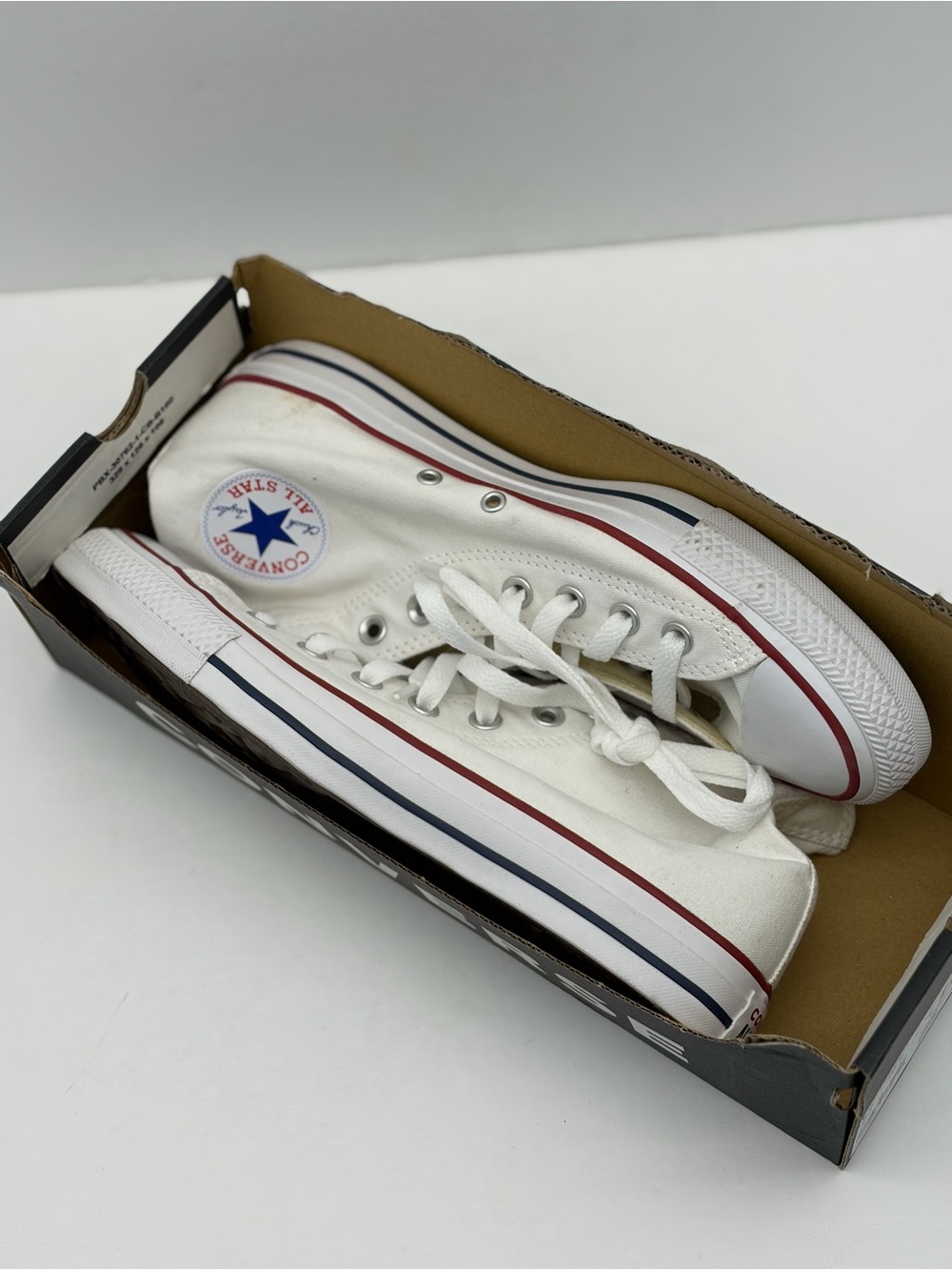 Converse Men’s Unisex White High Top Sneakers with Red & Navy Accents - Picture 11 of 13